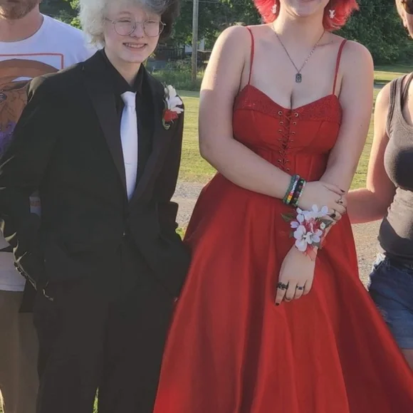 Lucci Lu Prom Dress - Picture 4 of 8